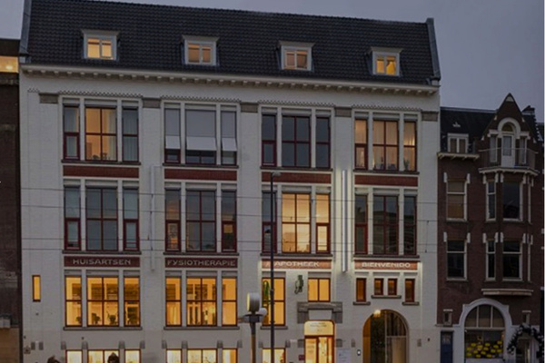 Transformatie pettenfabriek tot woonzorgcentrum